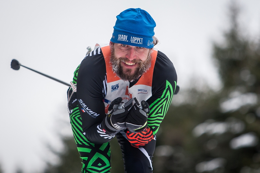 jizerska-happy-skier.jpg (267 KB)